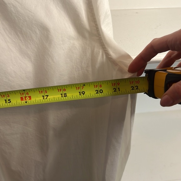 Ann Taylor Collarless White Button Down Shirt - L - Picture 4 of 5